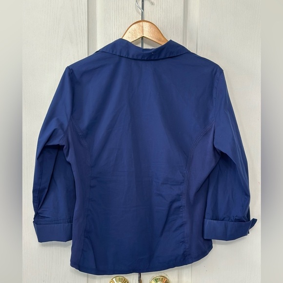 Investments Women's Button-Down Pleated Front Long Sleeve Shirt Top Size‎ XL - Picture 2 of 3